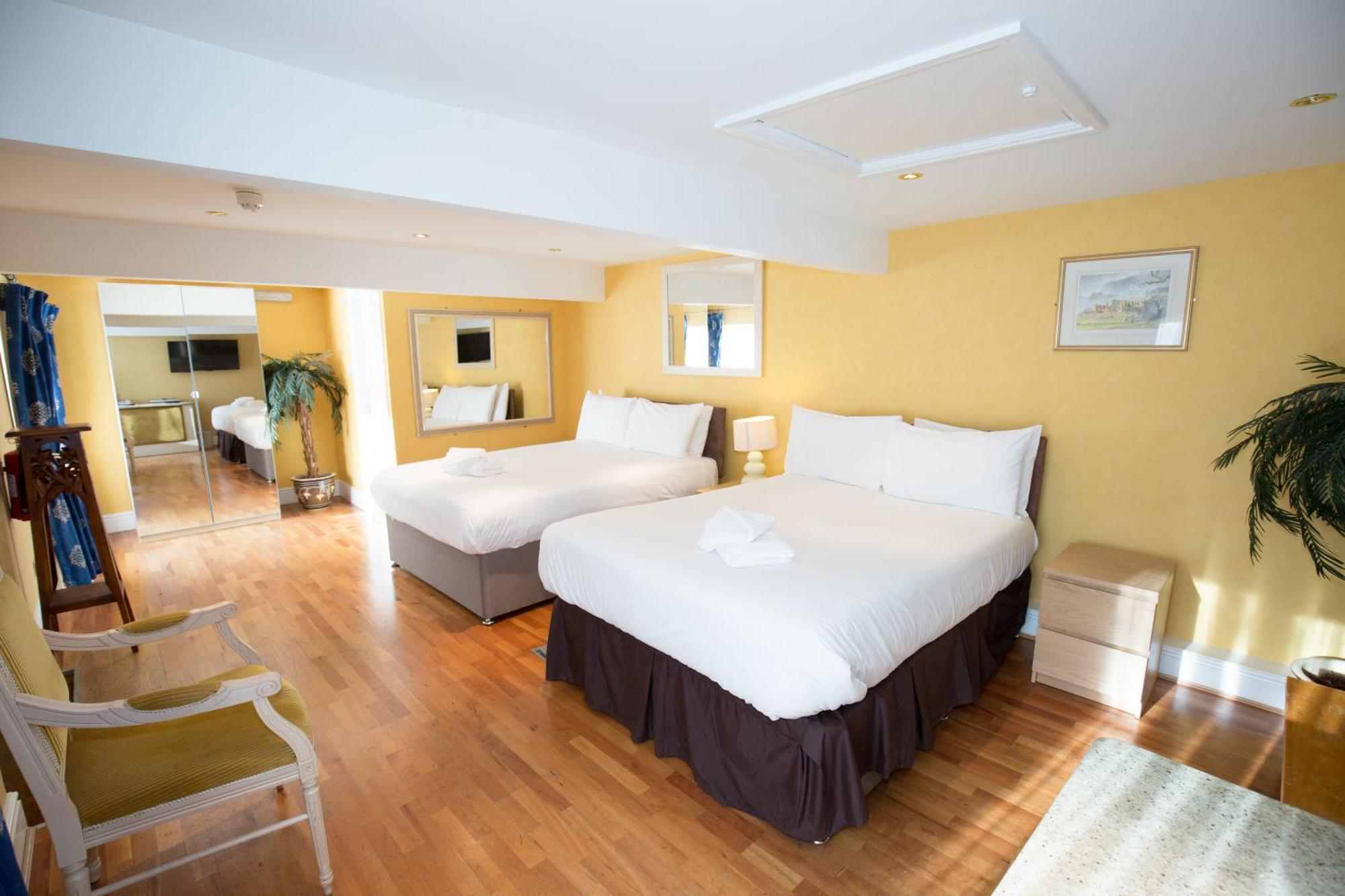 The Peacock Townhouse Hotel Kenilworth - Warwick エクステリア 写真