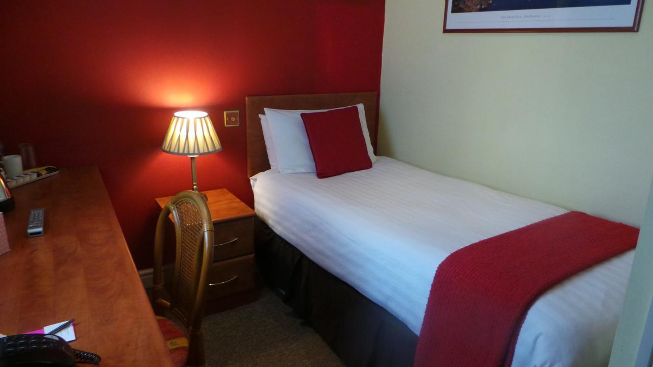 The Peacock Townhouse Hotel Kenilworth - Warwick エクステリア 写真